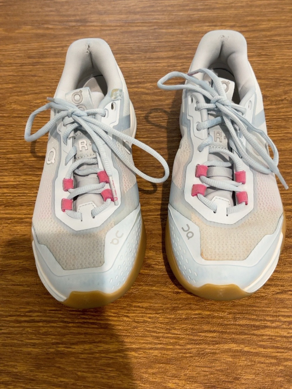 On THE ROGER Advantage Pro Tennis Shoes White Pink Women’s 7.5